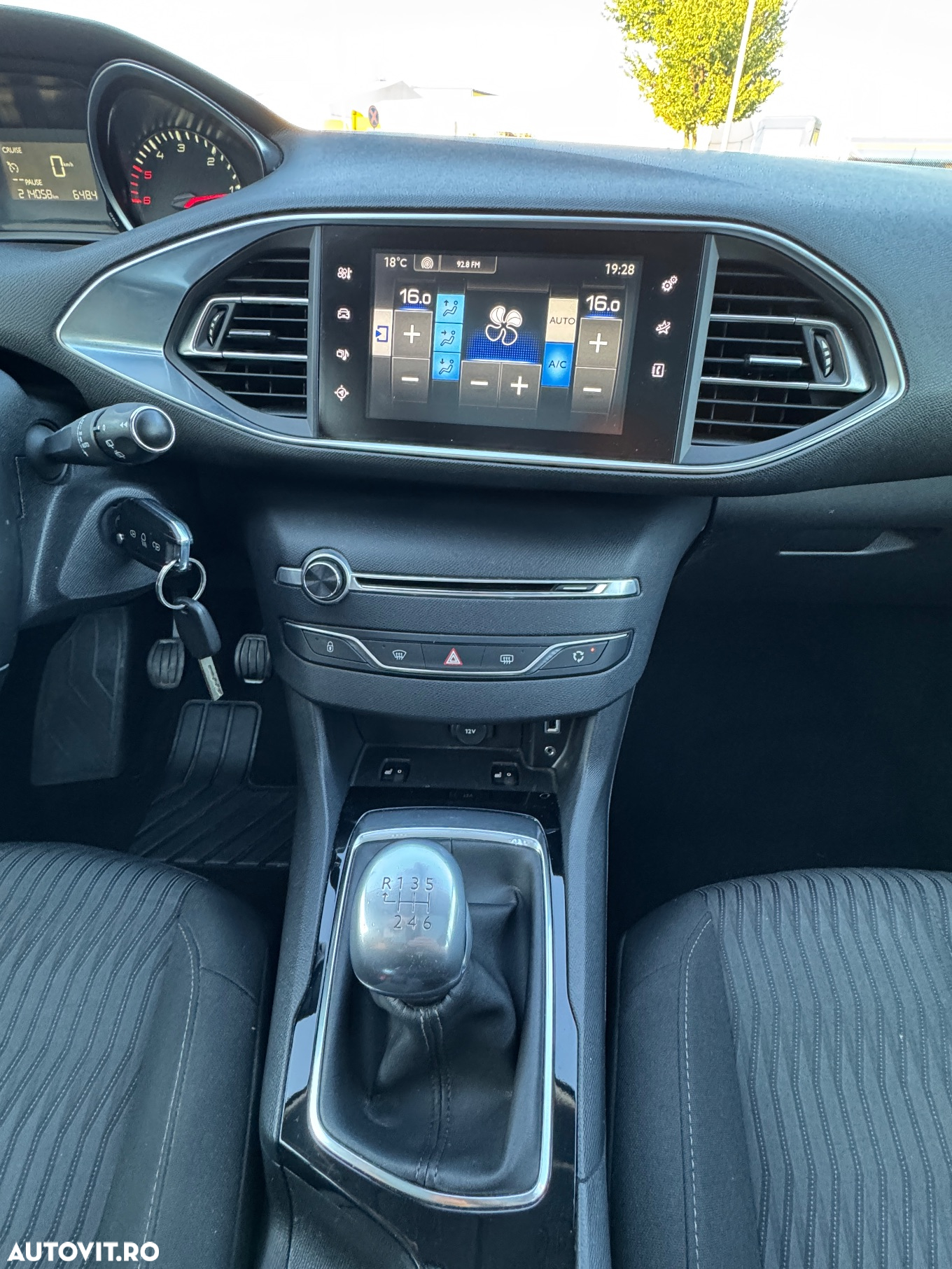 Peugeot 308 SW BlueHDi 120 Stop & Start Business-Line - 23