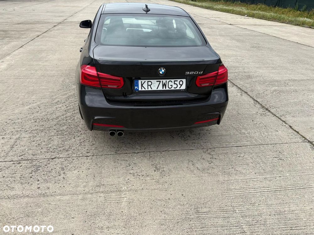 BMW Seria 3 320d M Sport - 2