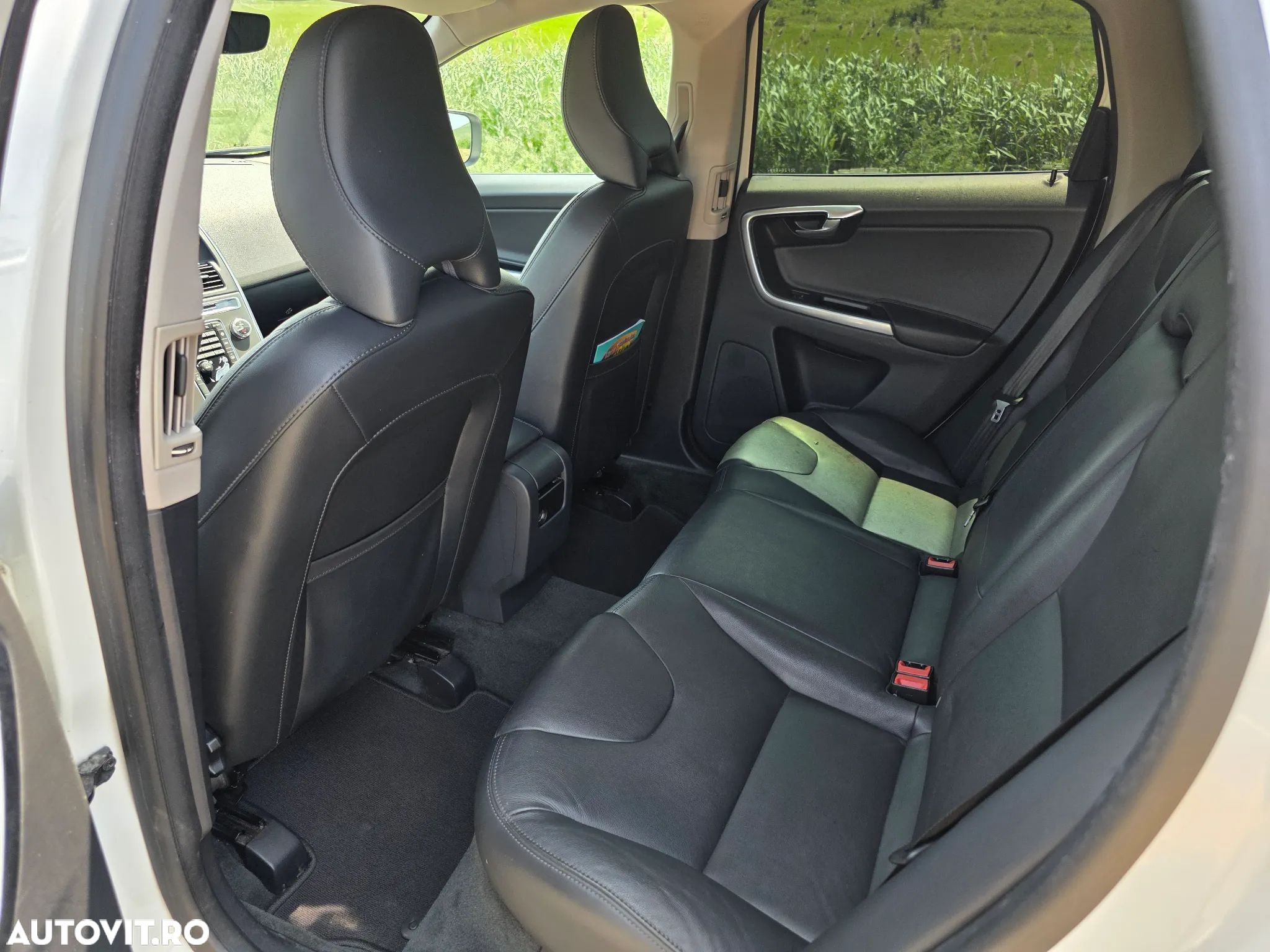 Volvo XC 60 D4 VEA Start-Stop Momentum - 27