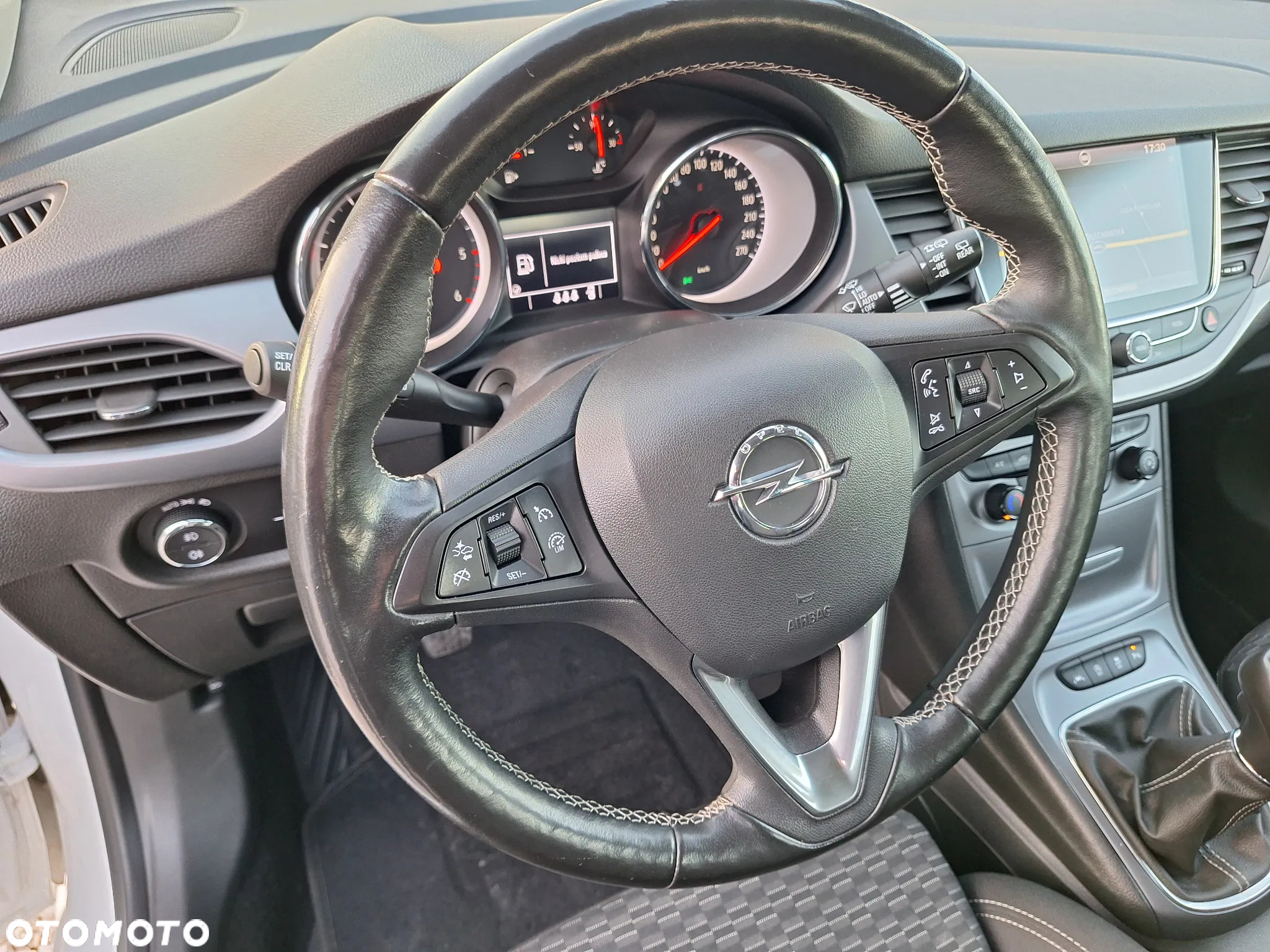 Opel Astra 1.6 CDTI Sports Tourer Active - 23