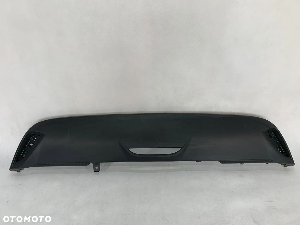 Toyota Yaris 4 IV 20r Spoiler zderzak tyl tylny 2020 - 1