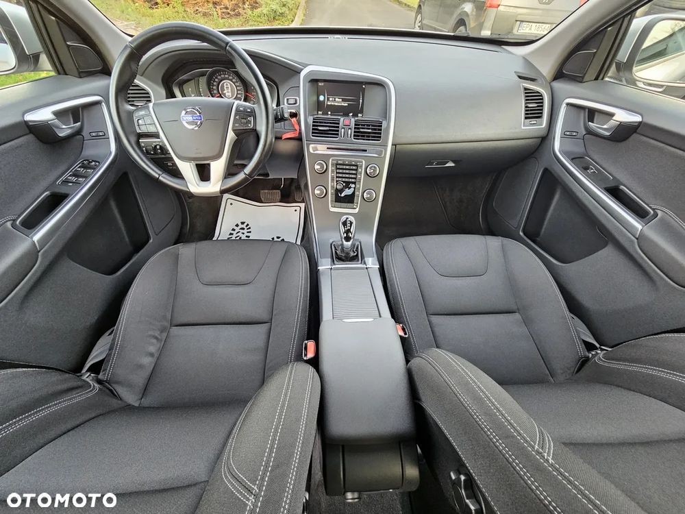 Volvo XC 60 D3 Momentum - 22