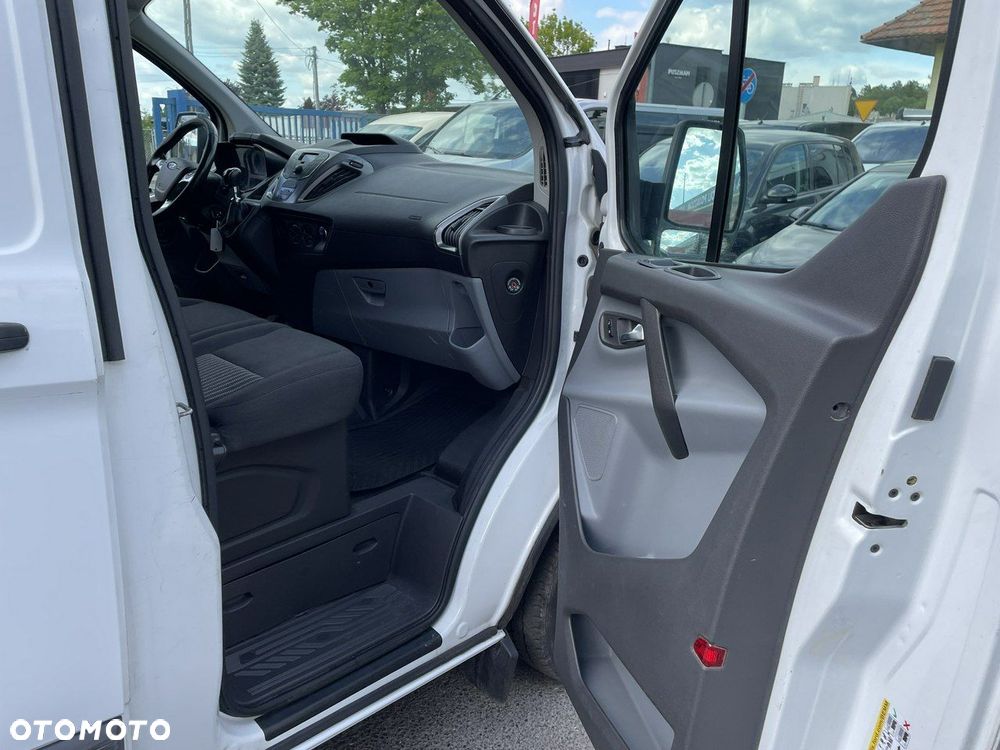 Ford Transit Custom - 8