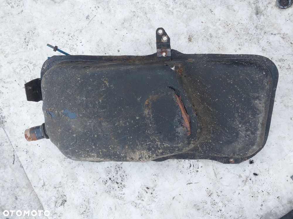 Zbiornik paliwa bak Fiat Seicento Cinquecento 0.9 1.1 Benzyna - 1