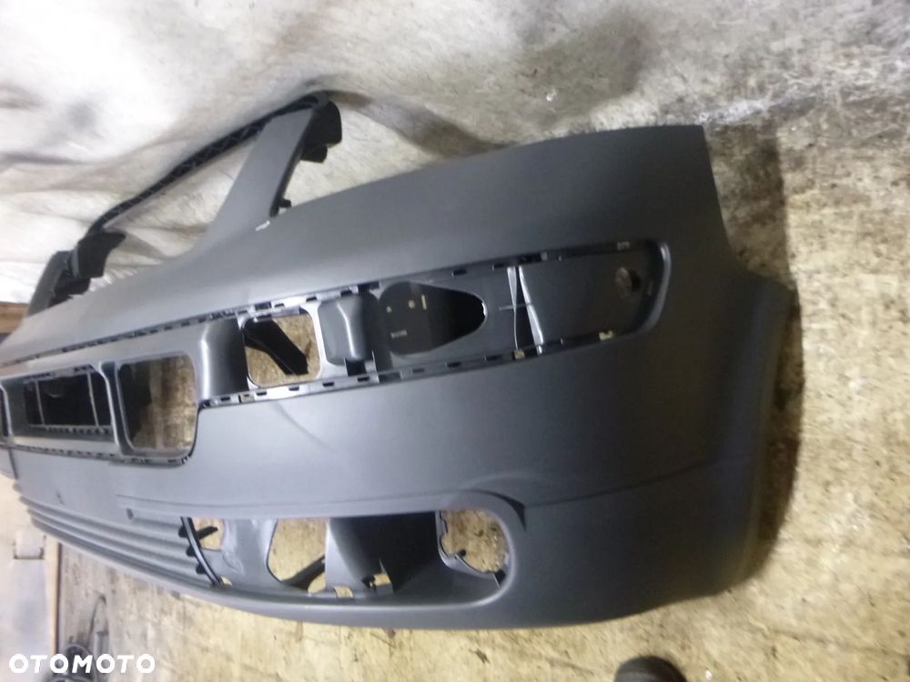 volkswagen transporter t5 04r- zderzak przód nowy przedni z uszkodz - 7