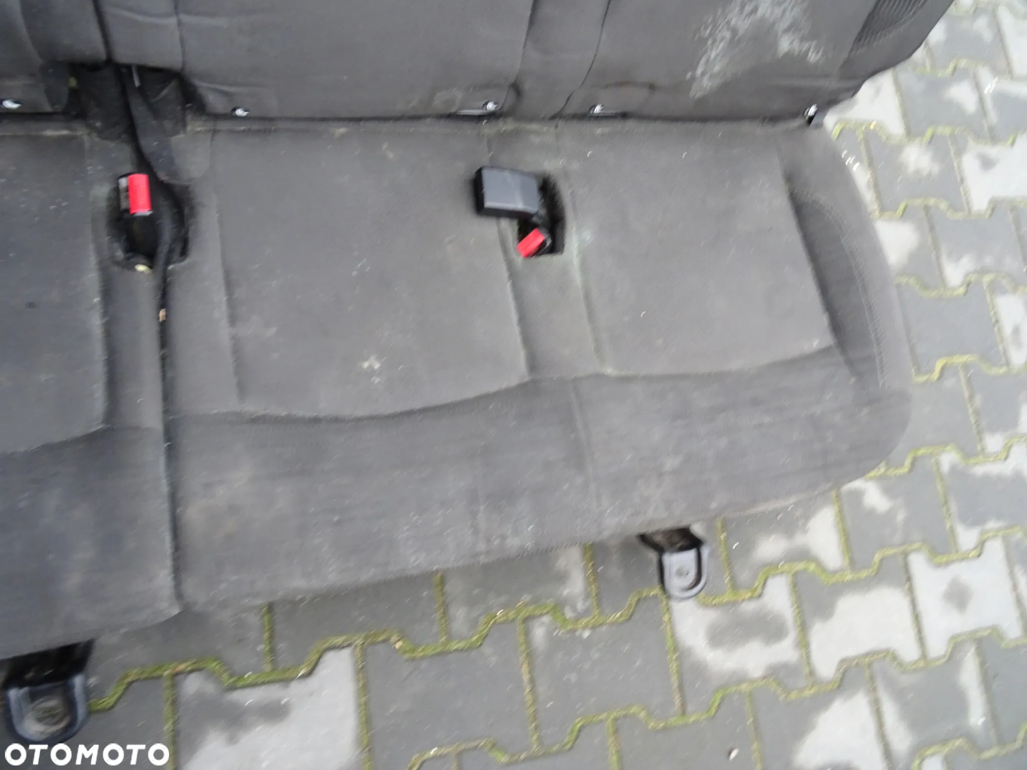 DACIA DOKKER LODGY KANAPA TYLNA 3 OSOB  CZESCI ROZNE WARTO PYTAC - 3