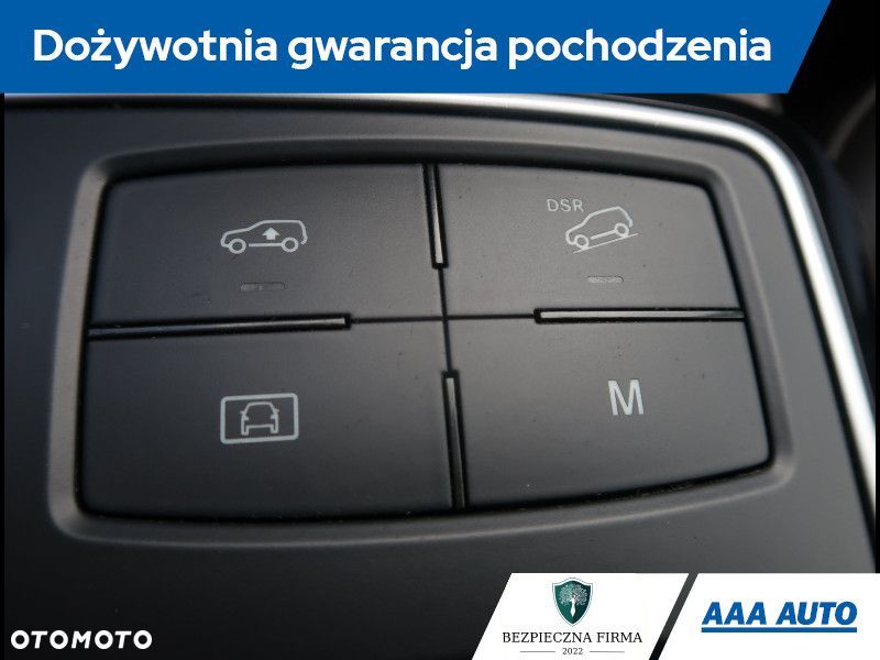 Mercedes-Benz GLE - 22