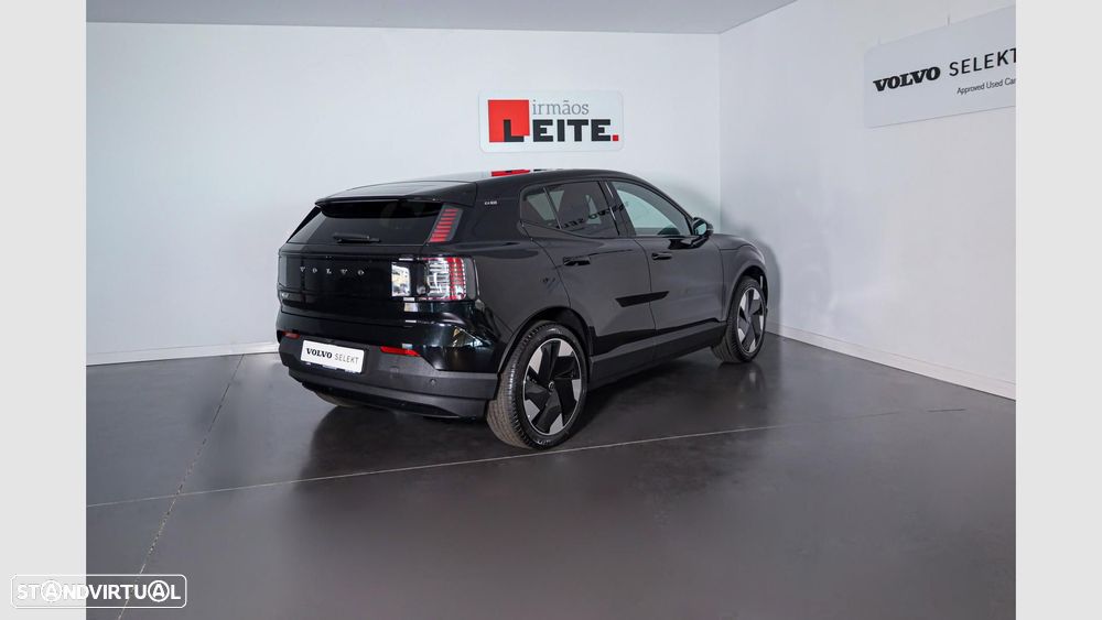 Volvo EX30 69 kWh Single Motor Extended Range Plus - 6