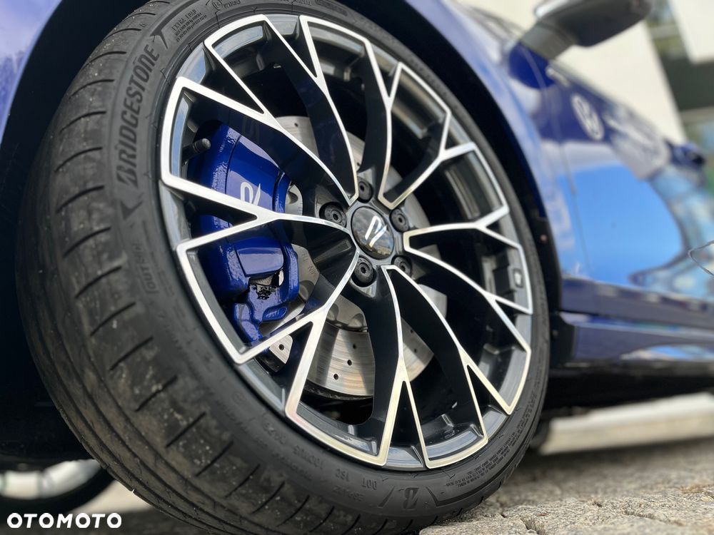 Volkswagen Golf - 14