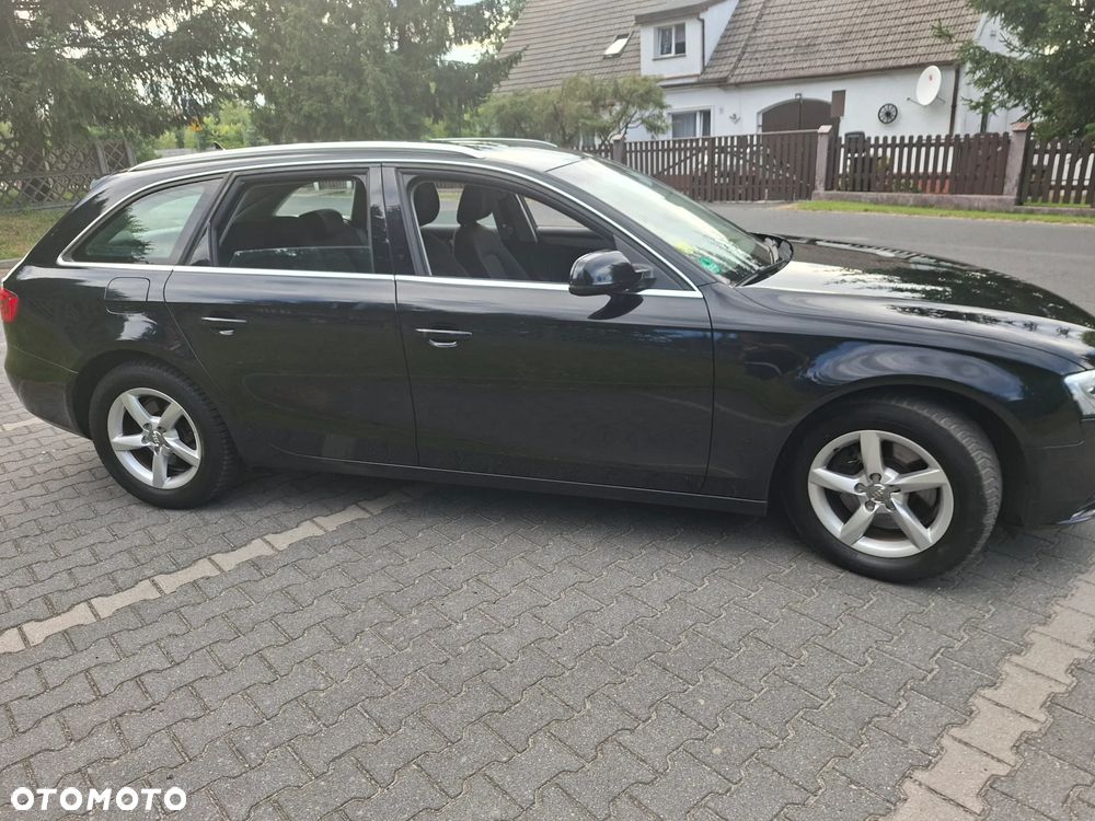 Audi A4 Avant - 12