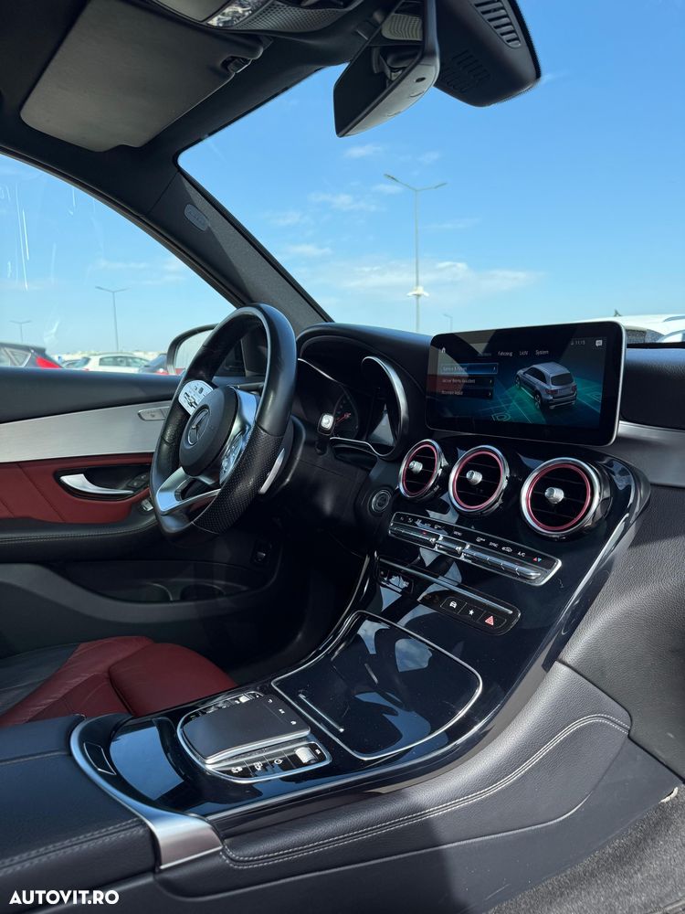 Mercedes-Benz GLC 220 d 4MATIC 9G-TRONIC - 12