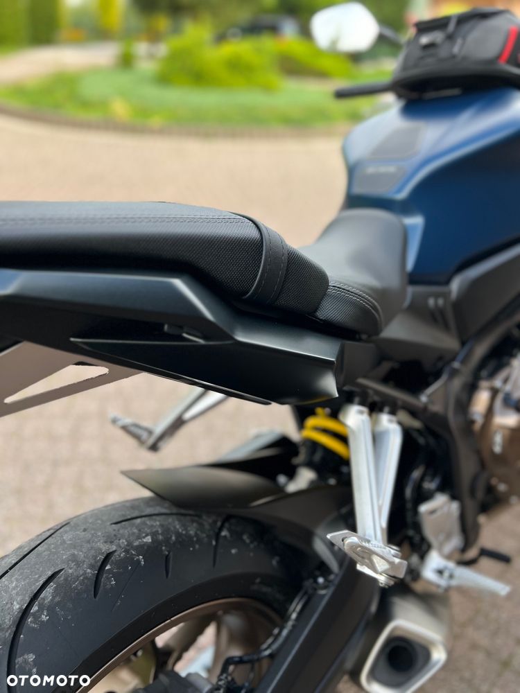 Honda CB - 24