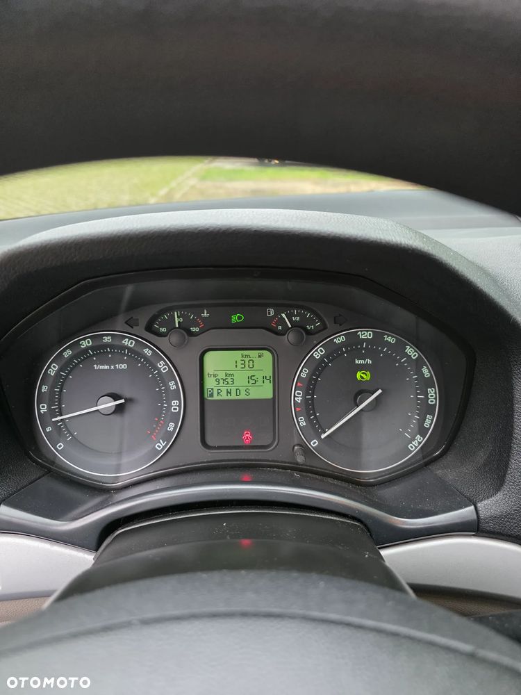 Skoda Octavia 1.6 FSI Automatik Ambiente - 14
