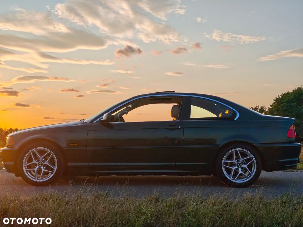 BMW Seria 3 323Ci - 5