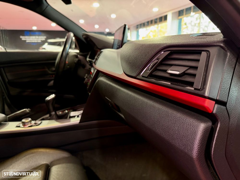 BMW 320 d xDrive Sport Line - 25