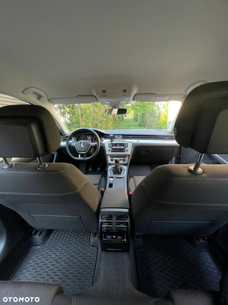 Volkswagen Passat 1.8 TSI BMT Comfortline - 14
