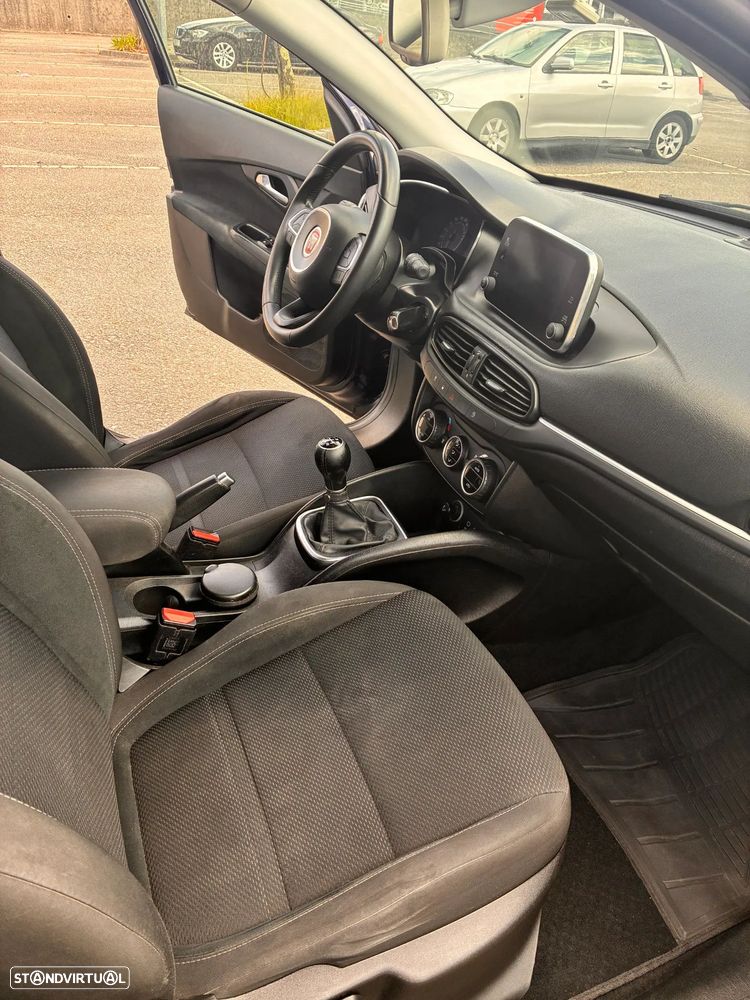 Fiat Tipo Station Wagon 1.3 M-Jet Lounge - 9