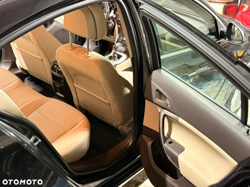 Opel Insignia 2.0 CDTI Cosmo - 16