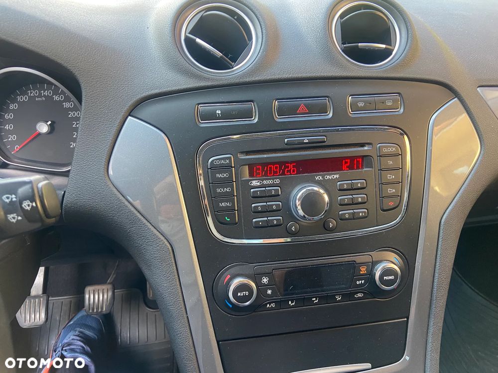 Ford Mondeo 1.6 T Ghia - 7