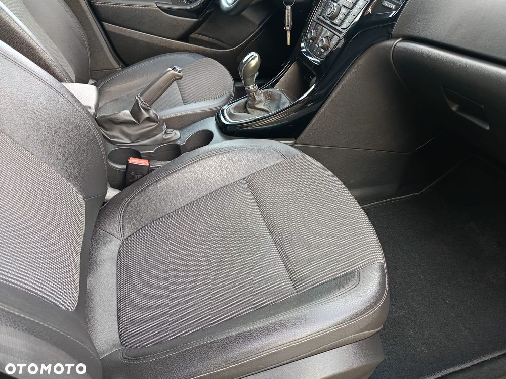 Opel Astra 1.4 Turbo Exklusiv - 15