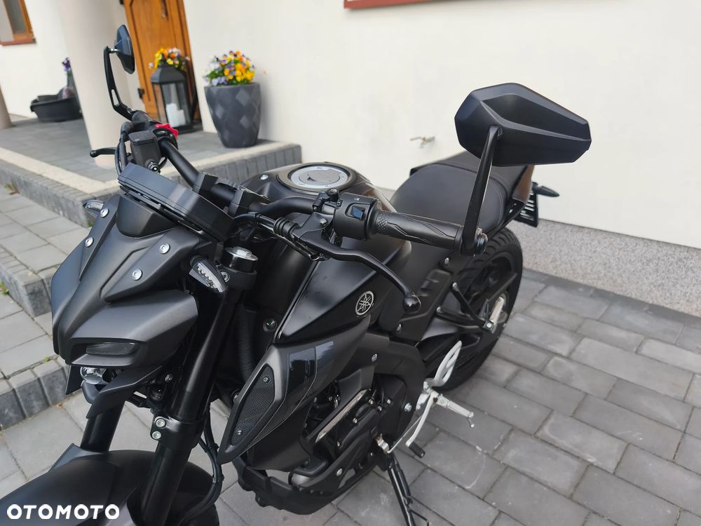 Yamaha MT - 20