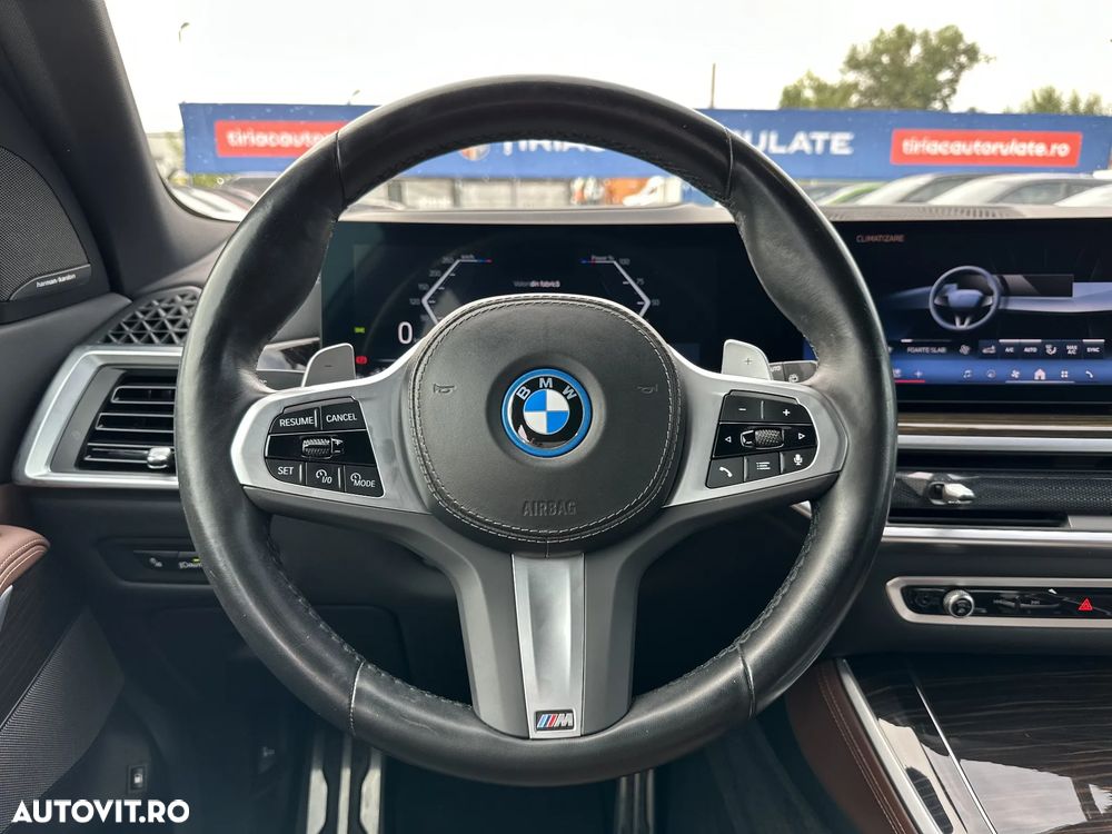 BMW X5 xDrive50e - 17