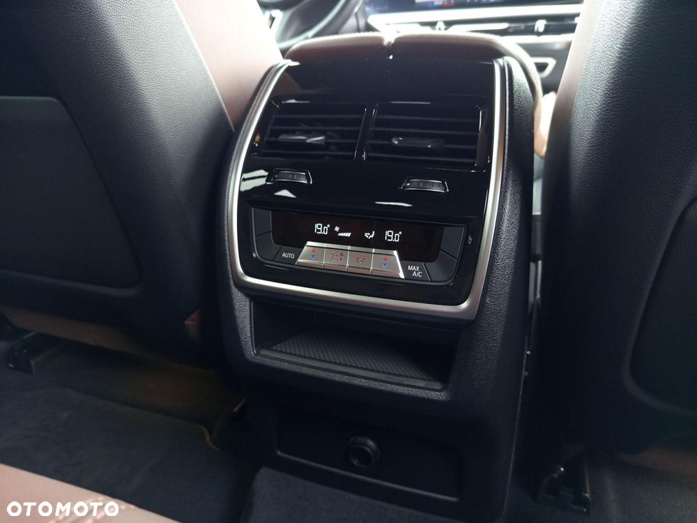 BMW X6 - 21