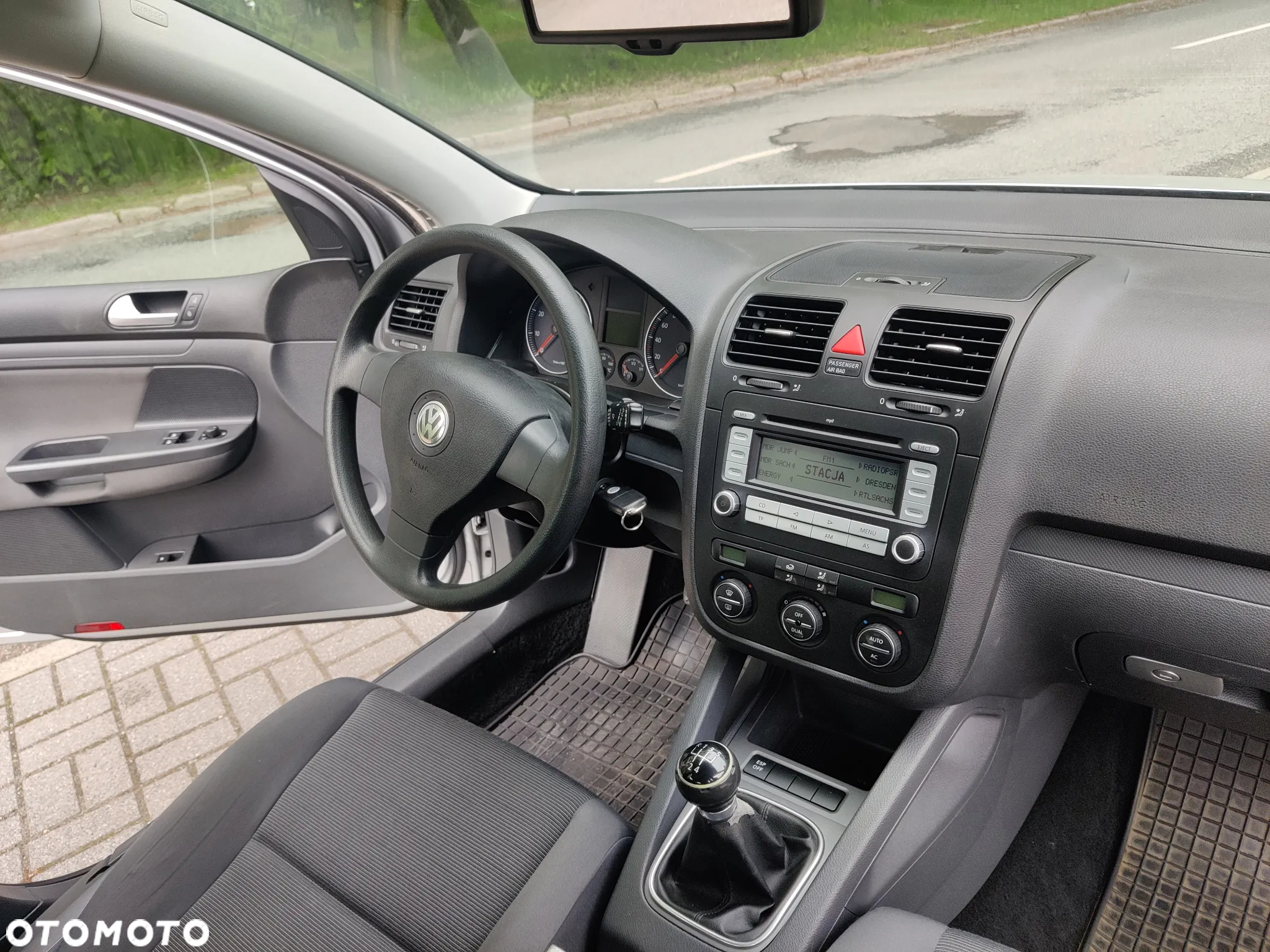 Volkswagen Golf 1.4 Comfortline - 24