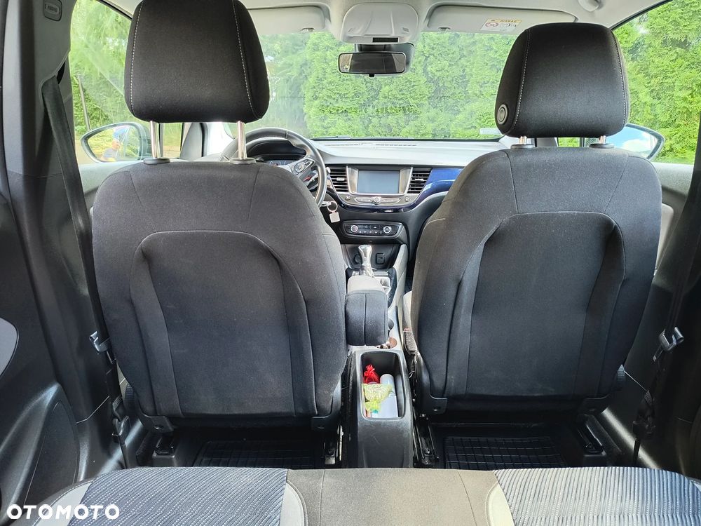Opel Crossland X 1.2 120 Lat - 9