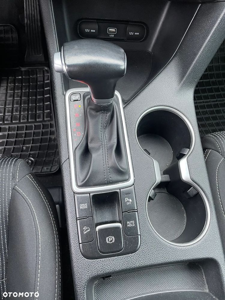 Kia Sportage 1.7 CRDI Business Line 2WD DCT - 6