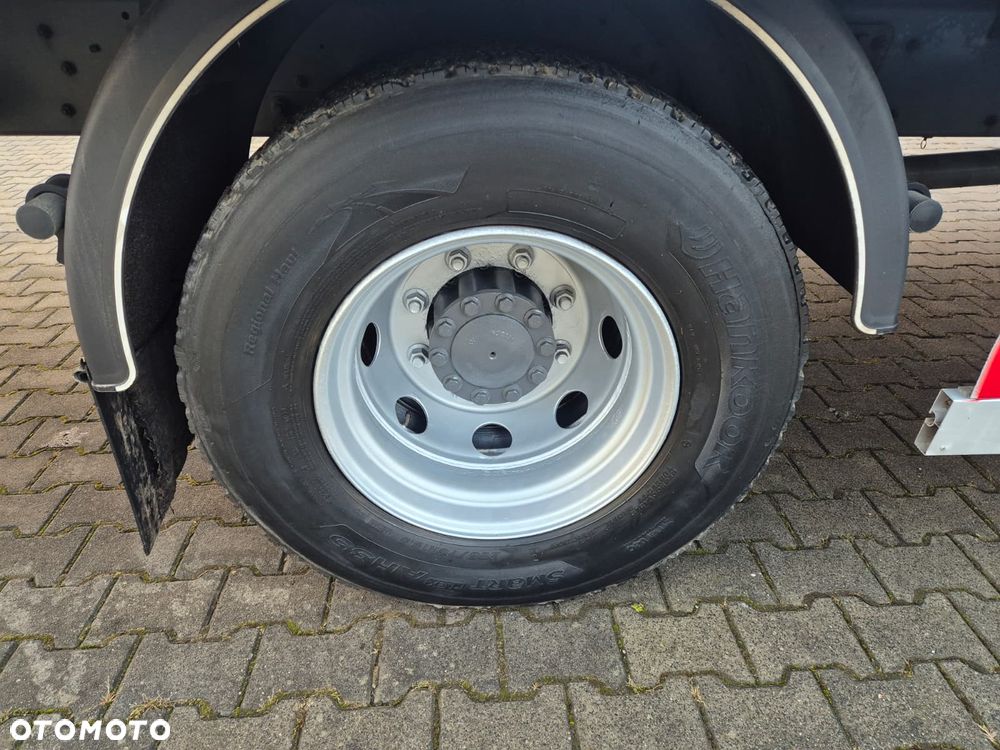 DAF LF250 I / CHŁODNIA / HULSTEINS / WINDA 1500KG / EURO 6  / NISKI PRZEBIEG / BEZWYPADKOWY / MODEL 2017 / EURO 6 / 20 EUROPALET - 21