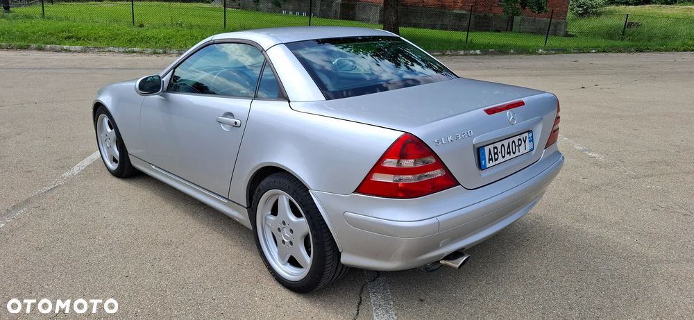Mercedes-Benz SLK 320 - 2