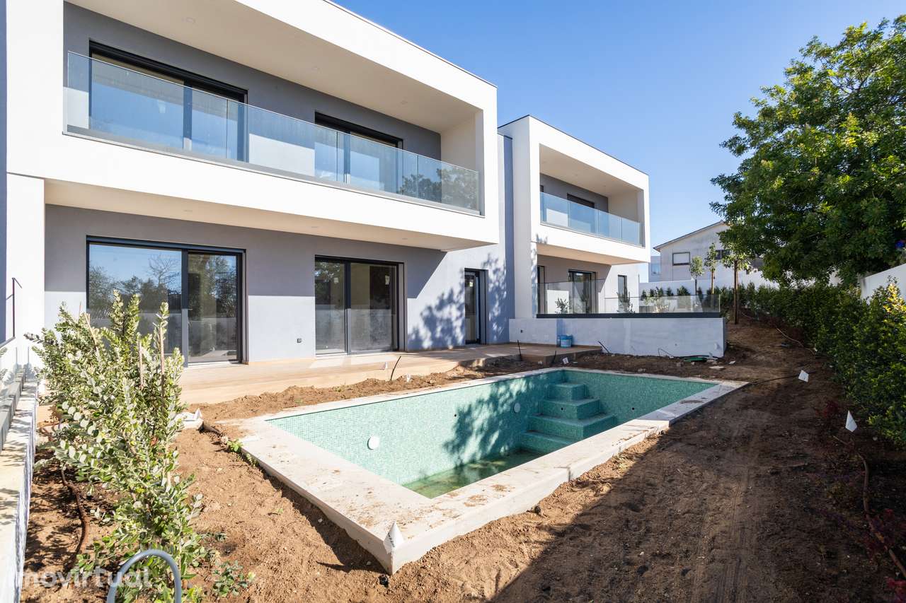 Moradia T4 com piscina privativa em Manique - Grande imagem: 2/60