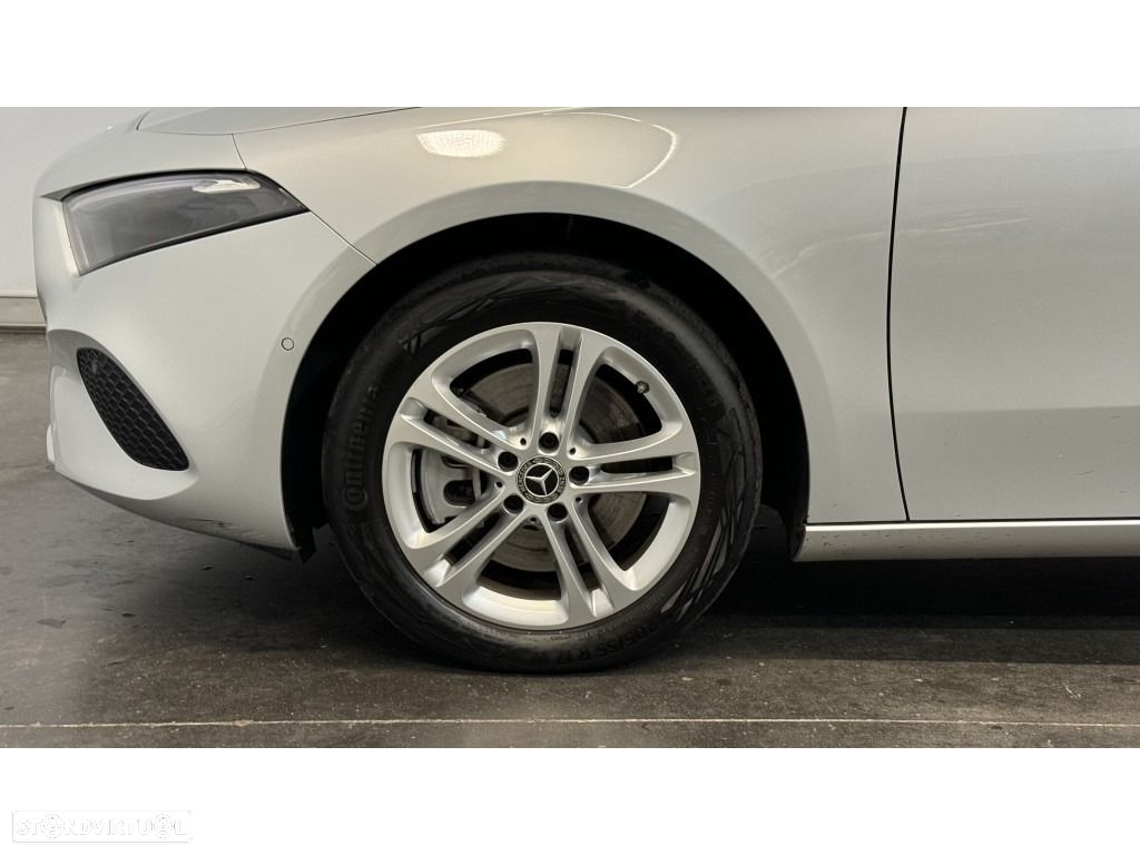 Mercedes-Benz A 250 e - 5