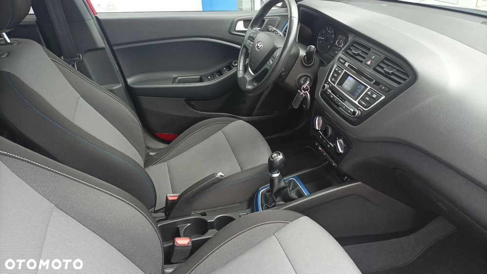 Hyundai i20 1.2 Fresh - 11