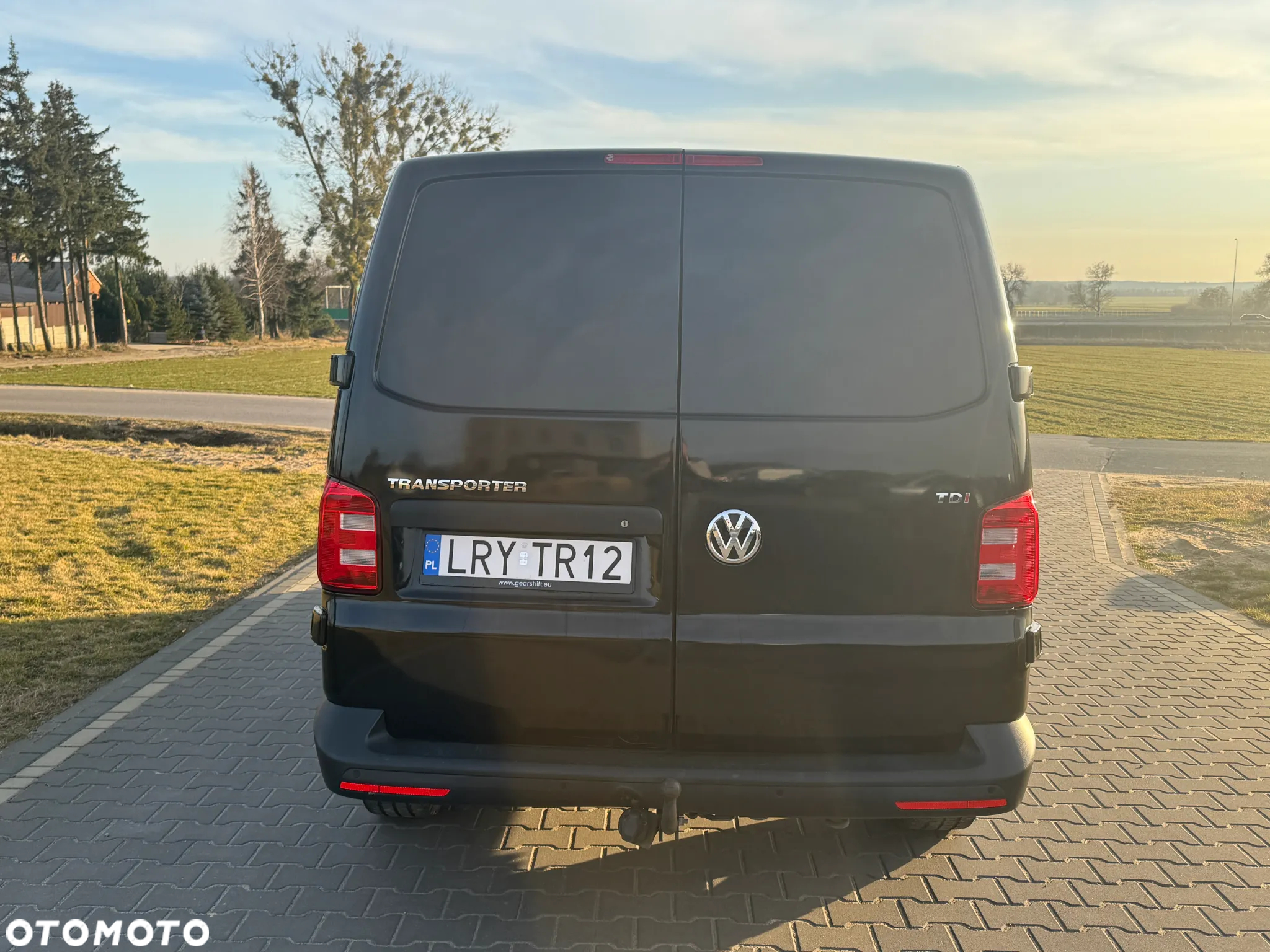 Volkswagen Transporter - 4