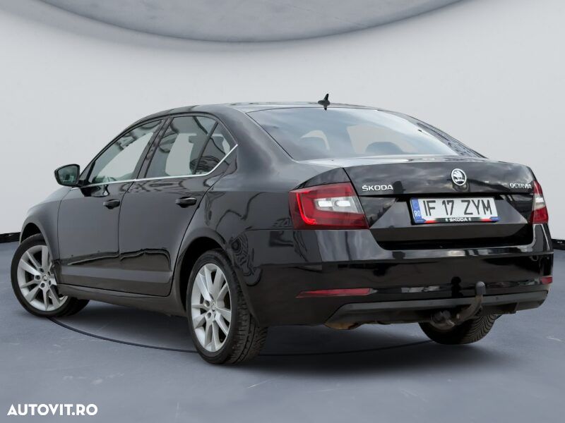 Skoda Octavia 2.0 TDI DSG Style - 6