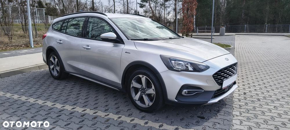 Ford Focus 1.0 EcoBoost STart-Stopp-System ACTIVE - 2