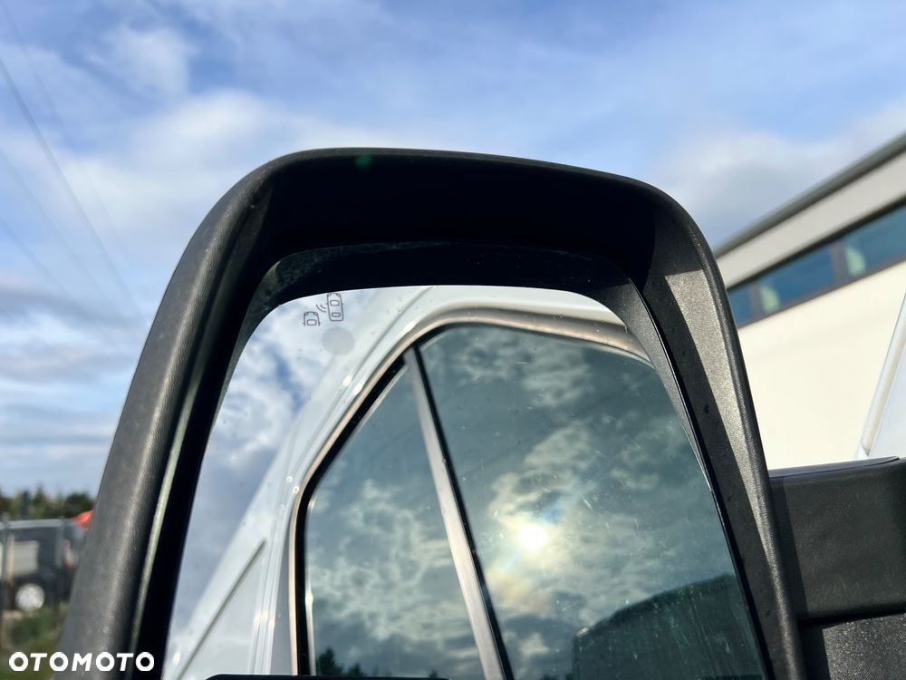 Renault Master L3H2 2.3 DCI 150KM 2019r - 33