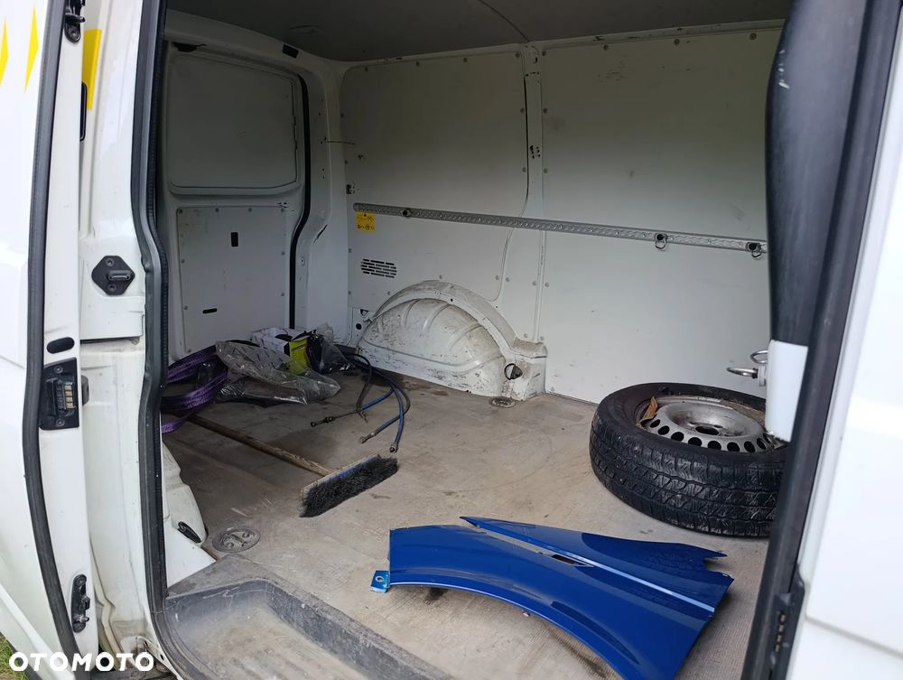 Volkswagen Transporter - 10