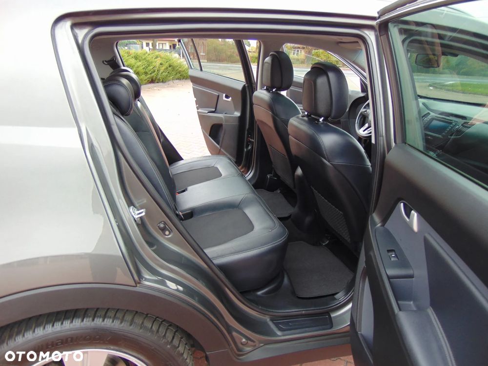 Kia Sportage 1.6 GDI L 2WD - 25