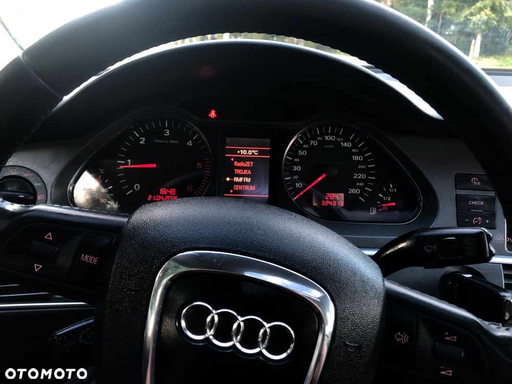 Audi A6 Avant - 16