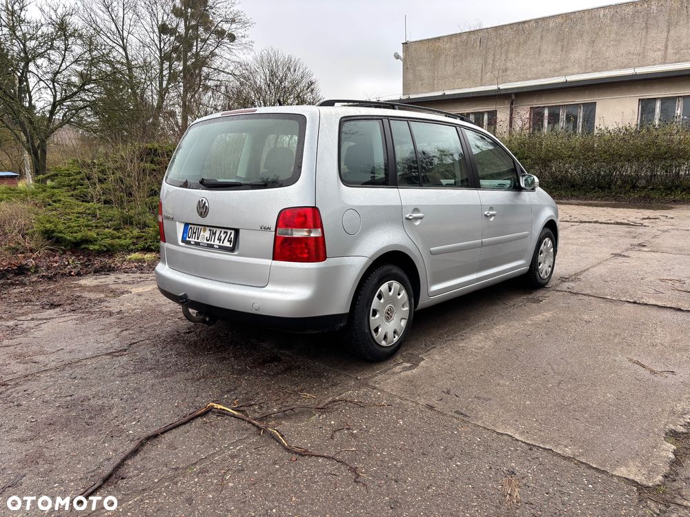 Volkswagen Touran 1.9 TDI DPF Conceptline - 6