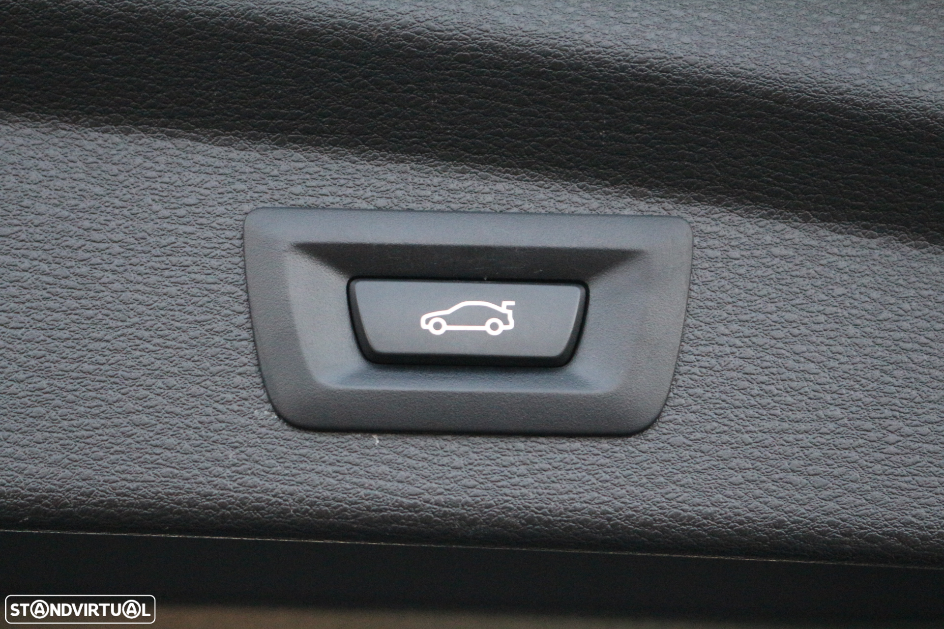 BMW X2 20 d sDrive Auto Advantage - 32