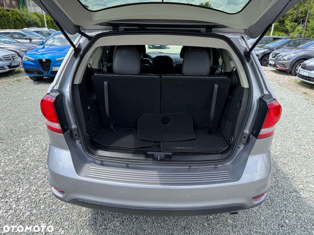 Fiat Freemont 2.0 Multijet 16V DPF Automatik Allrad Lounge - 34