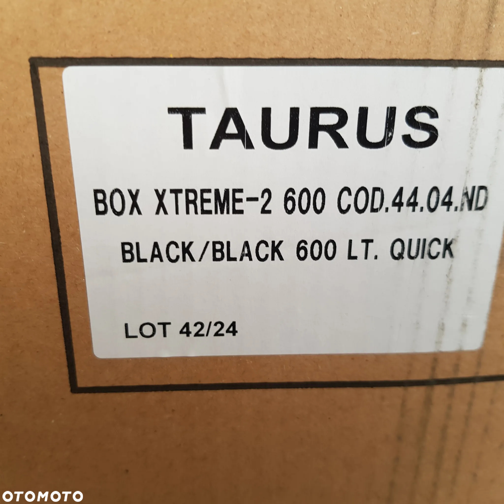 1x Nowy box dachowy Taurus X Treme - 2 600 - 2