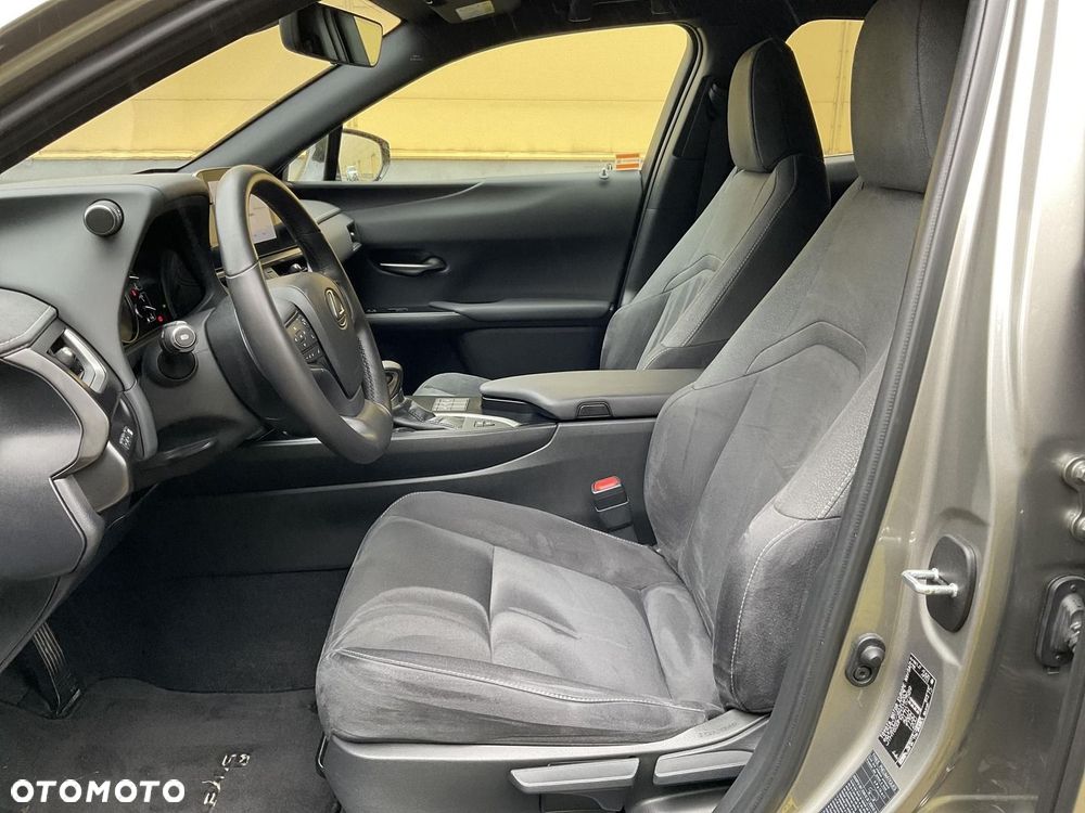 Lexus UX 250h GPF Business 2WD - 10