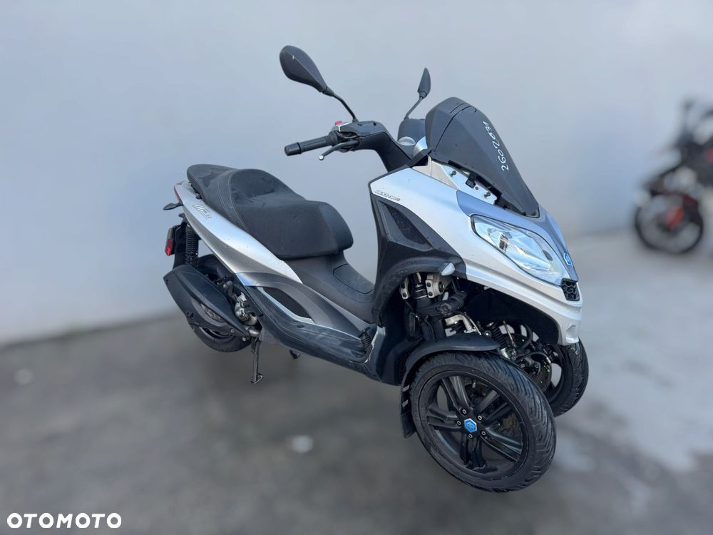 Piaggio MP-3