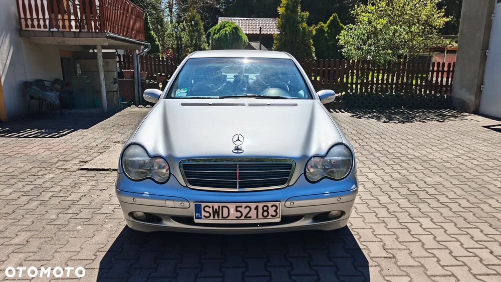 Mercedes-Benz Klasa C - 2