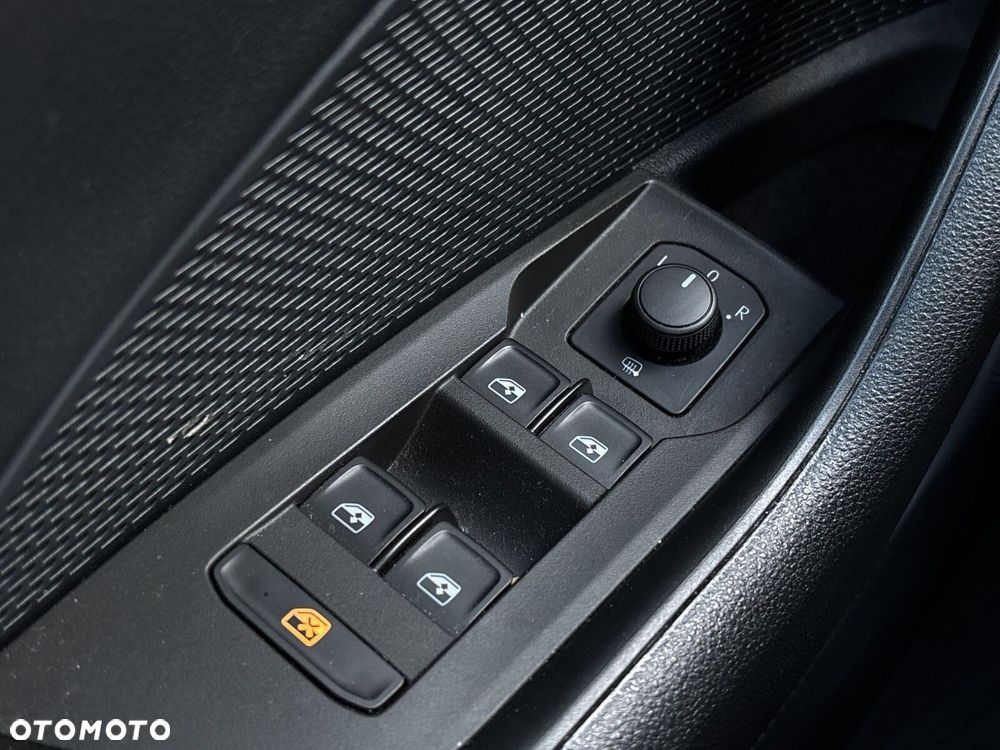 Skoda Octavia 2.0 TDI Ambition DSG - 21
